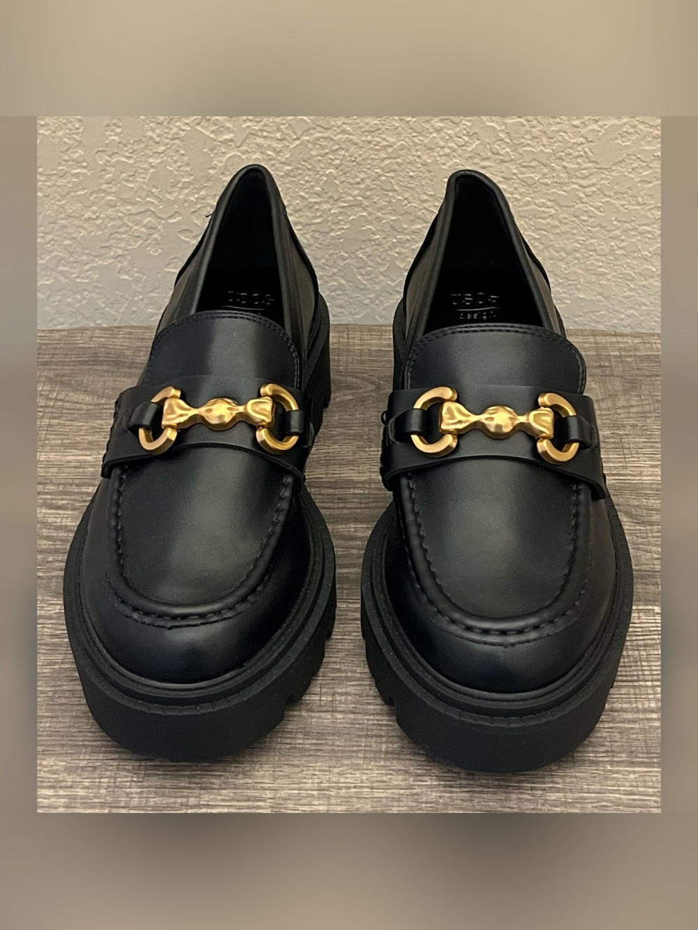 ASOS Milan Chunky Chain Black Color Loafers Women’s Size-7